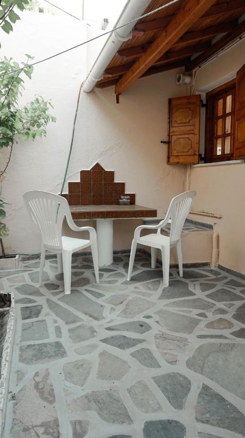 Soula Rooms Kini Exterior foto