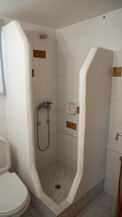 Soula Rooms Kini Exterior foto