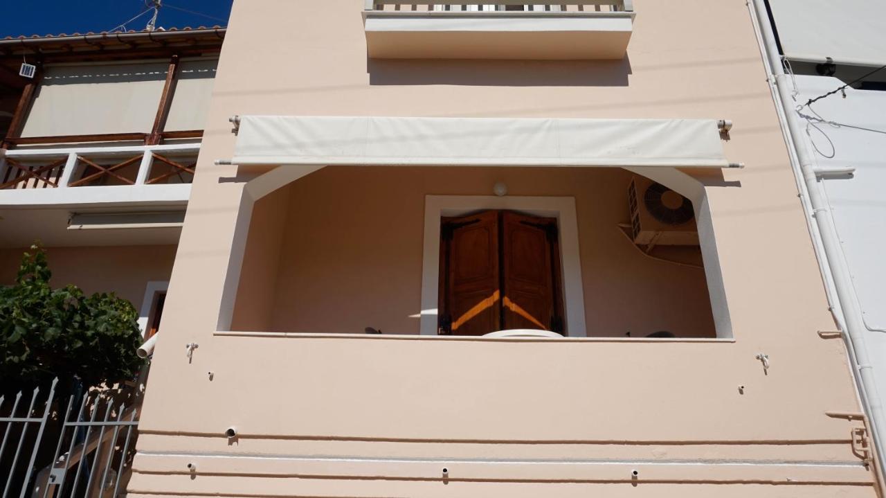 Soula Rooms Kini Exterior foto
